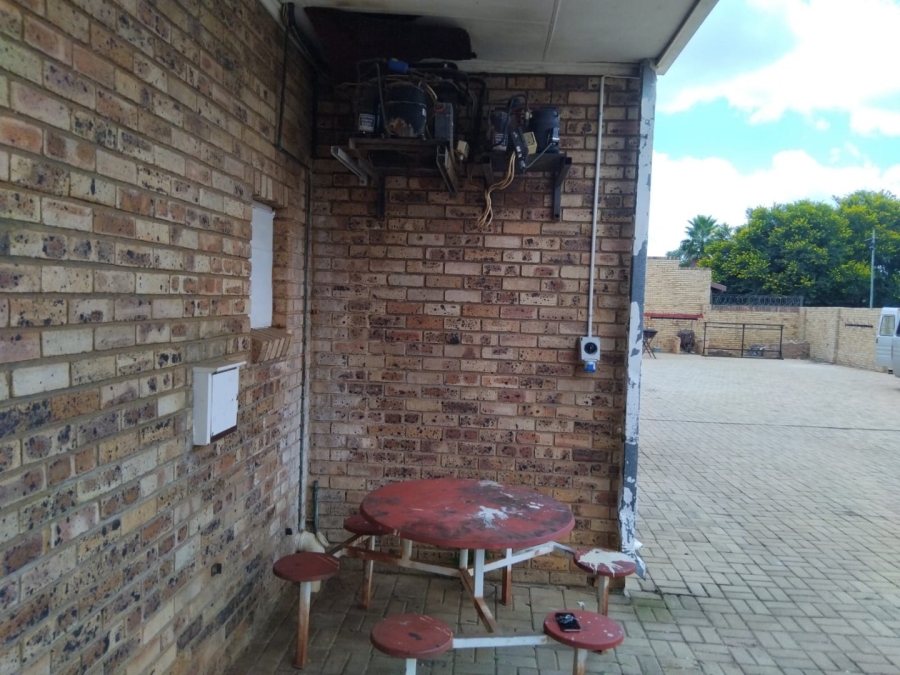 Commercial Property for Sale in La Hoff North West